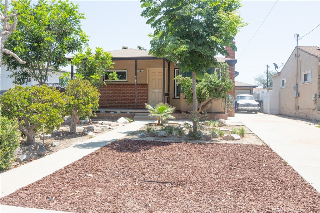 6162 Ibbetson Avenue