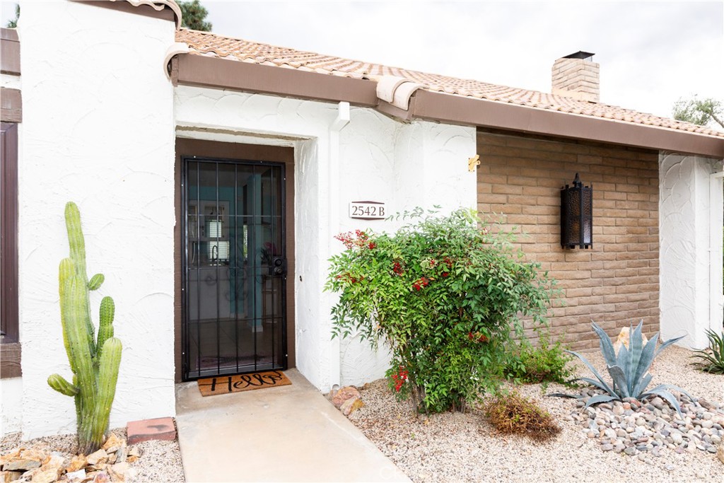 2542 Miramonte E B