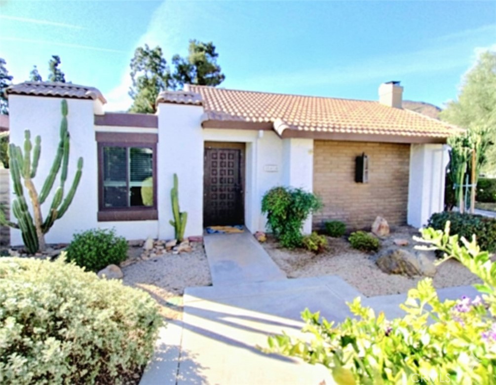2542 Miramonte E B