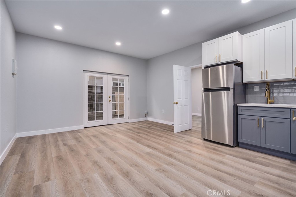 1116 W Balboa Boulevard D