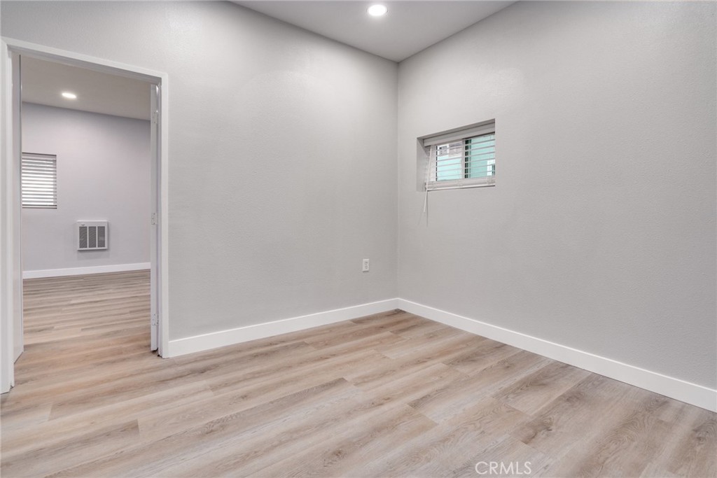 1116 W Balboa Boulevard D
