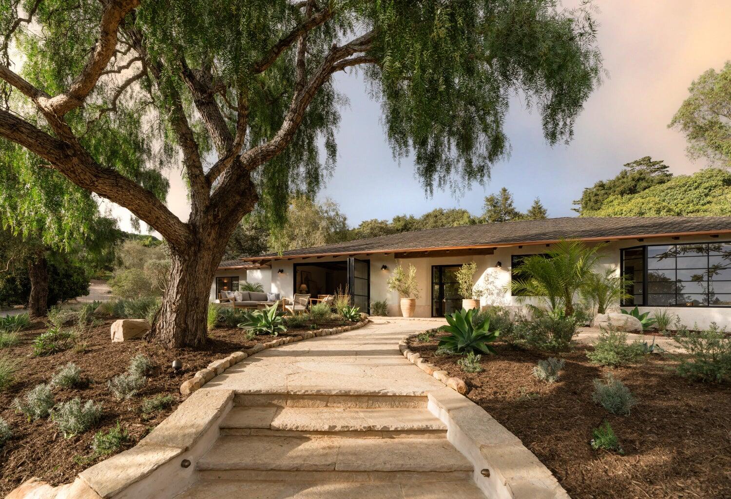 734 El Rancho Road