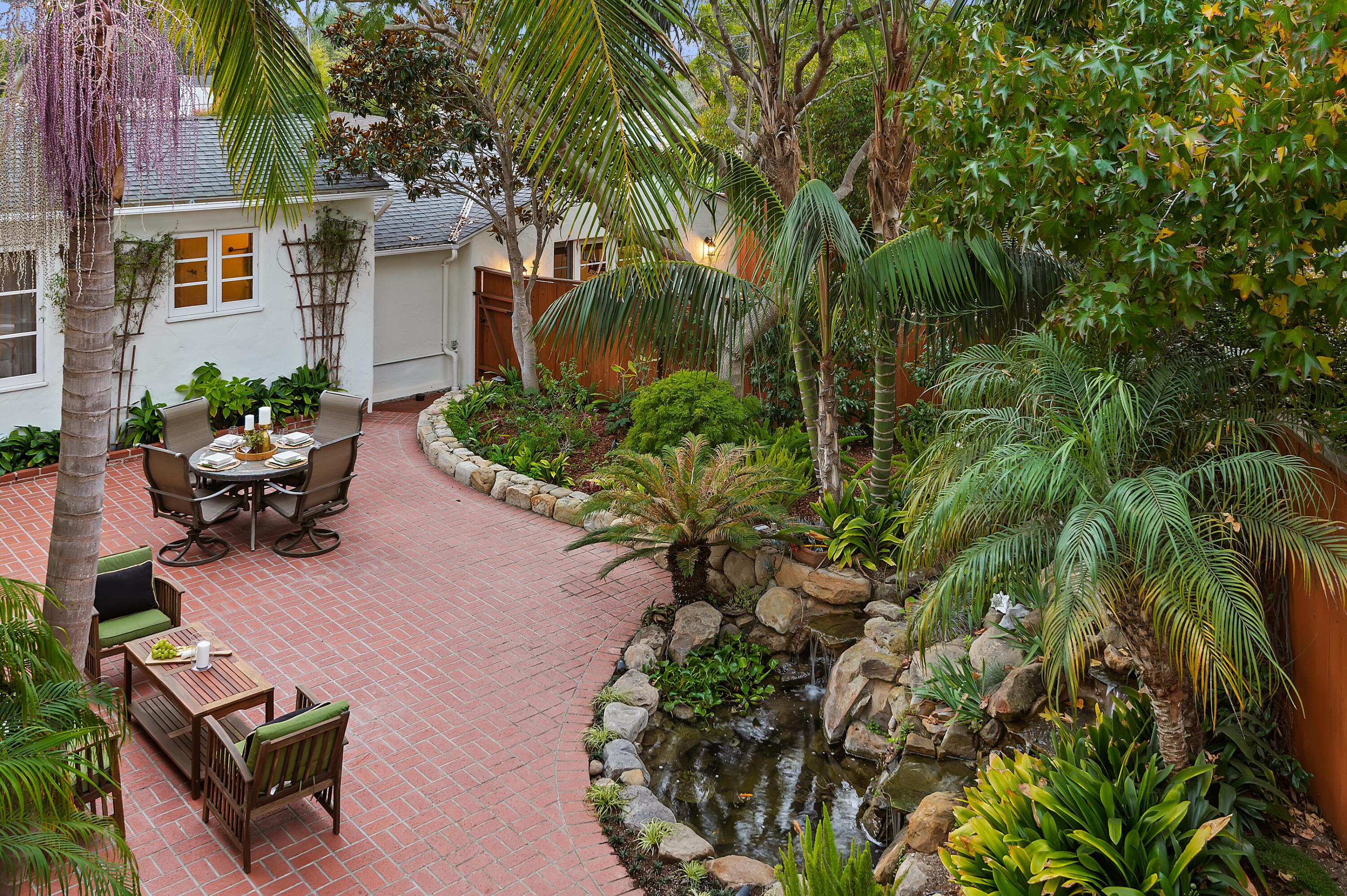 189 Hermosillo Road