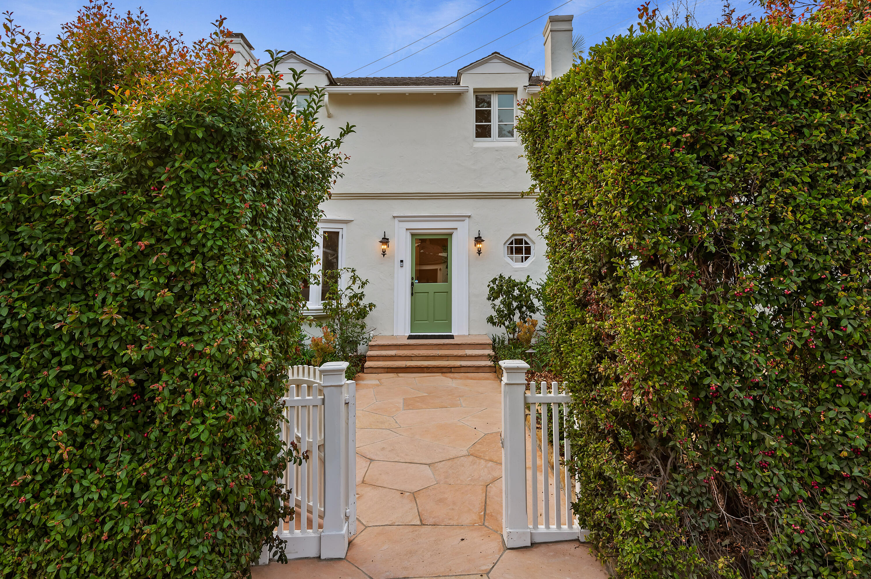 189 Hermosillo Road