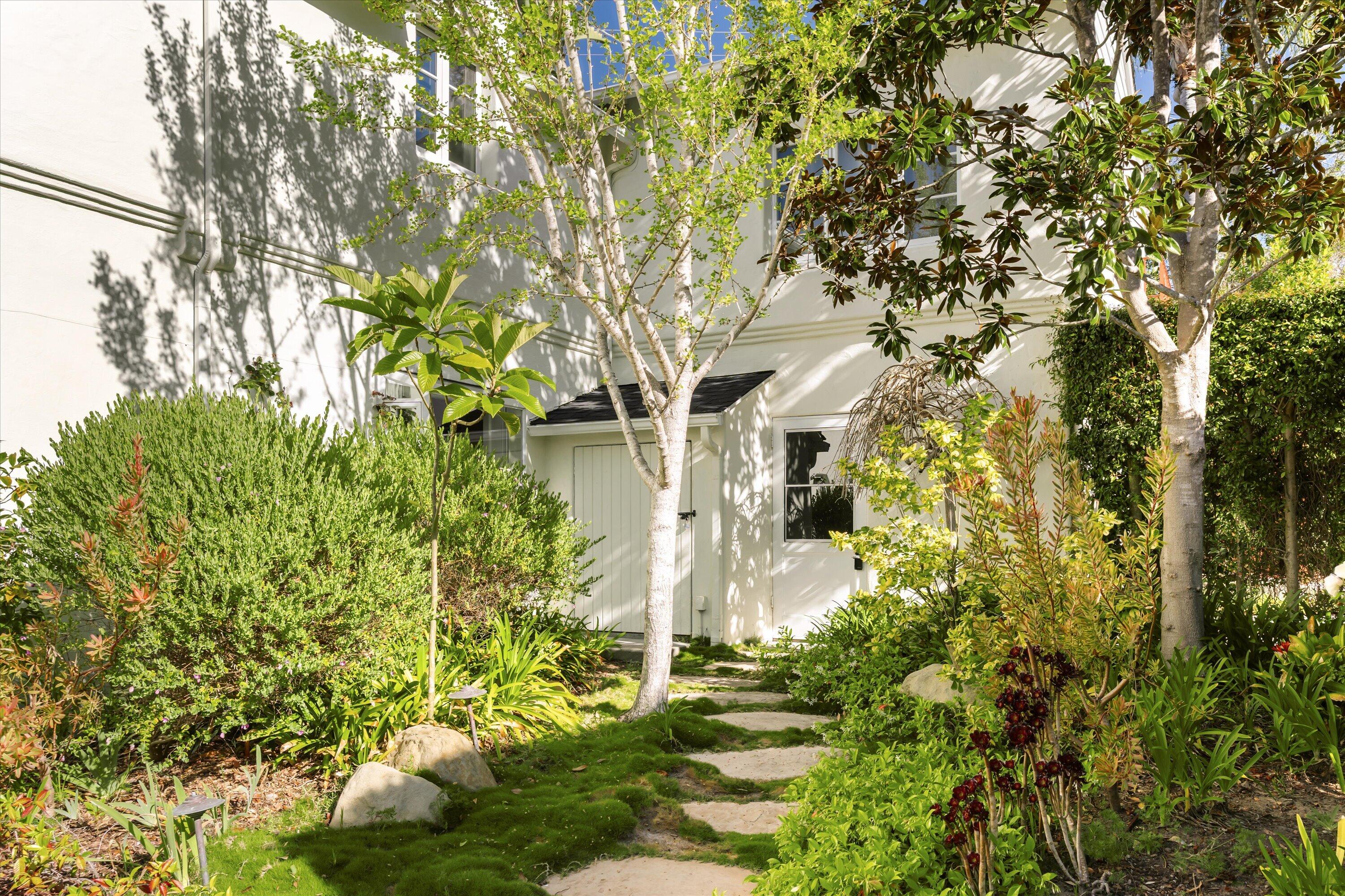 189 Hermosillo Road