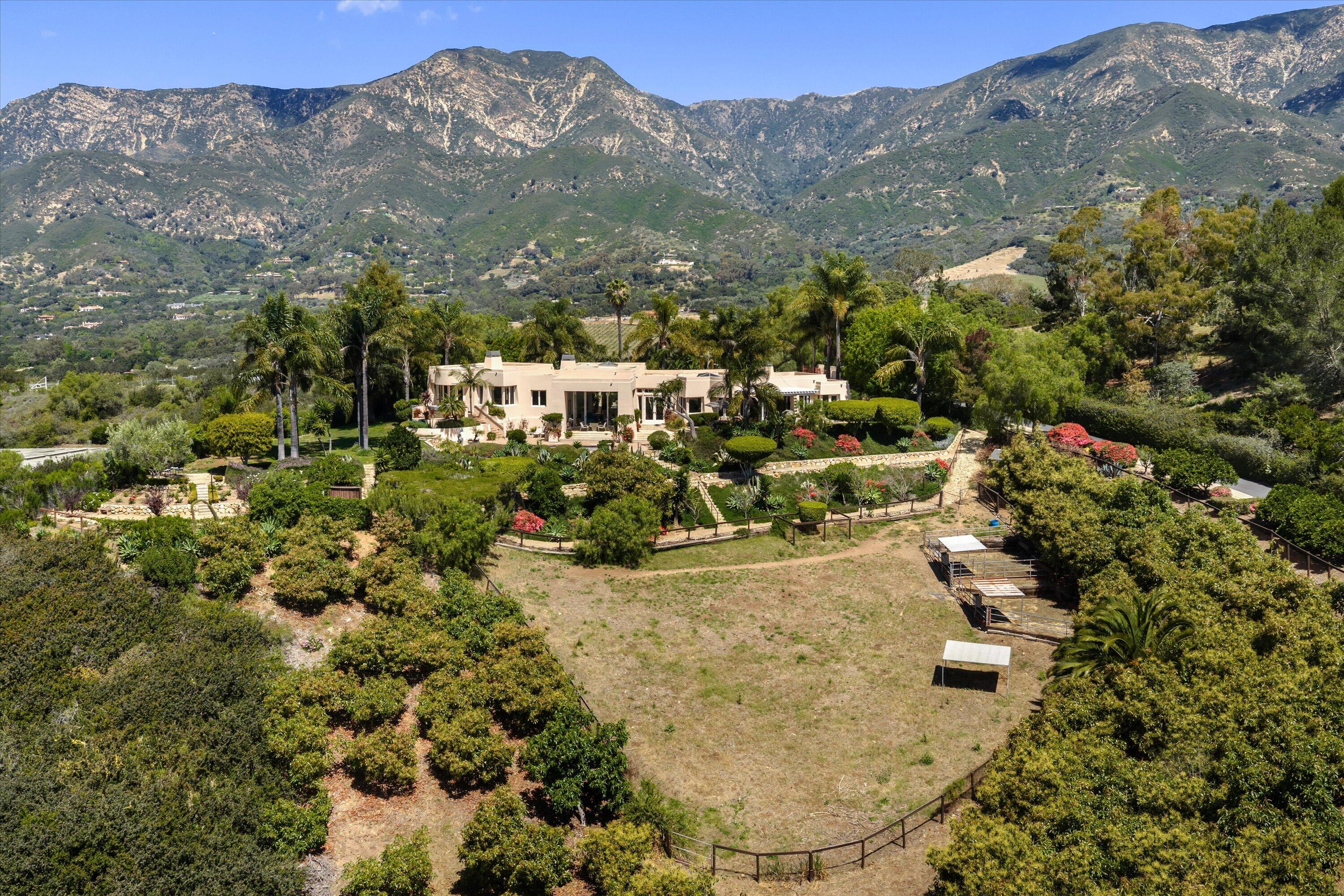 11 Hunt Drive