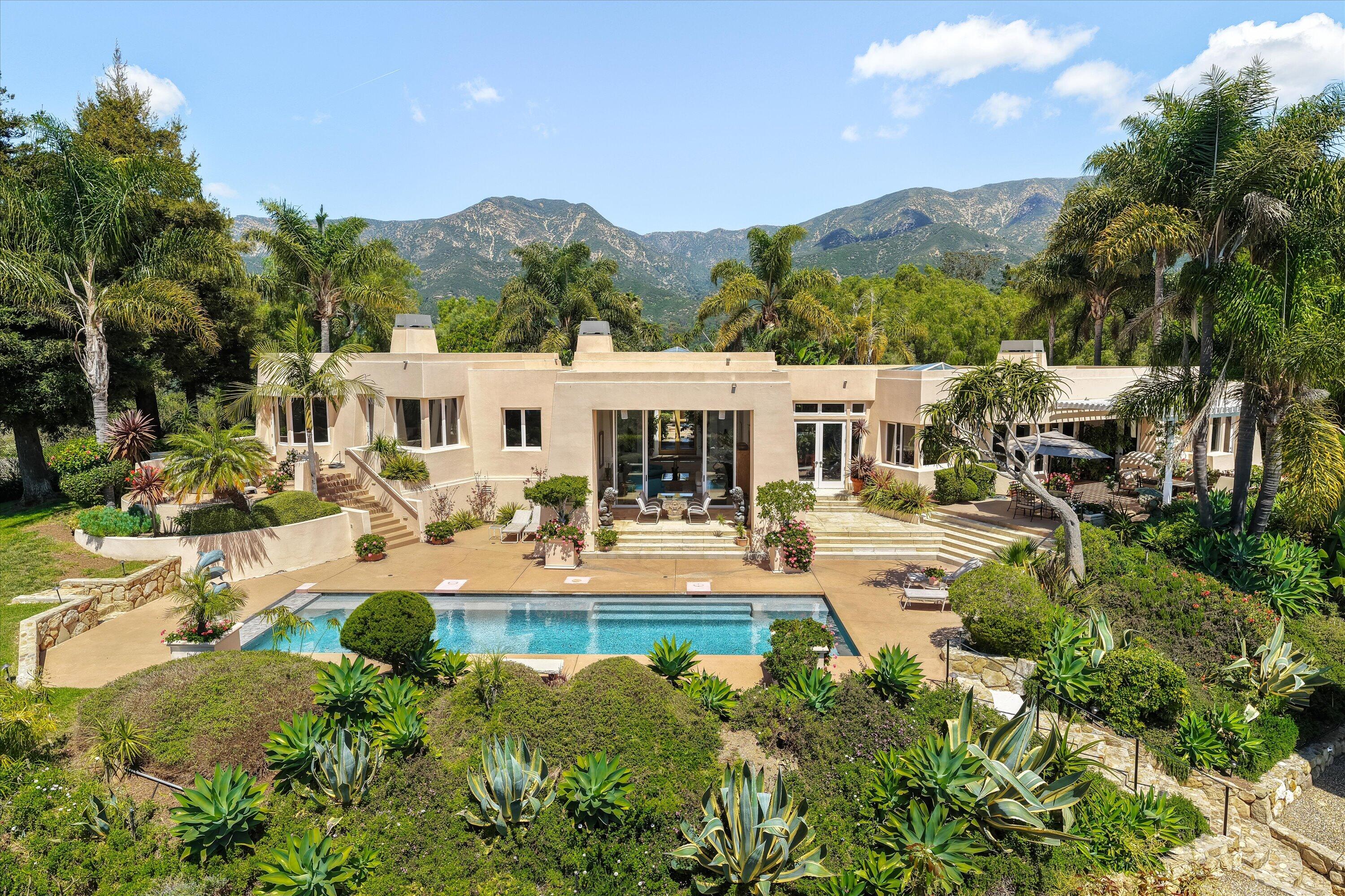 11 Hunt Drive