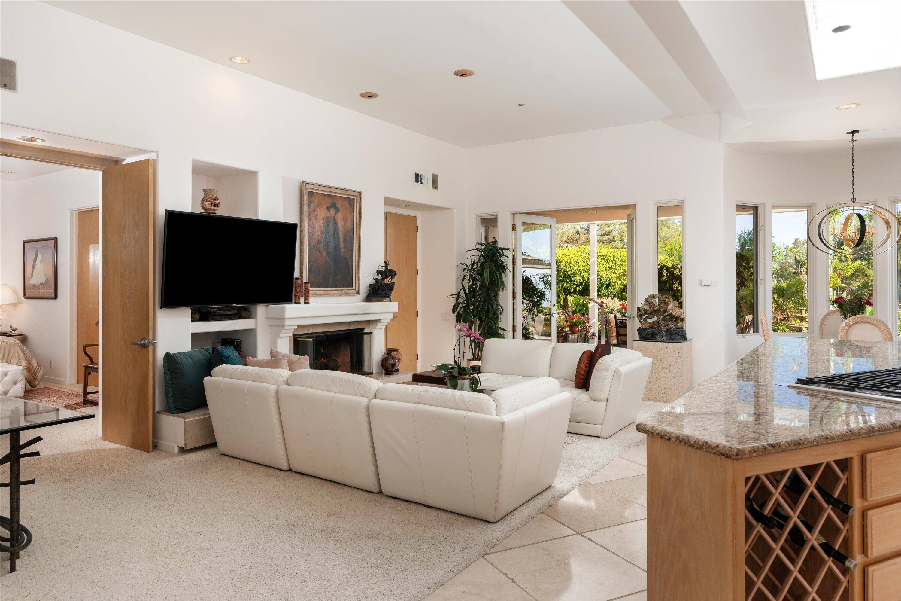 11 Hunt Drive