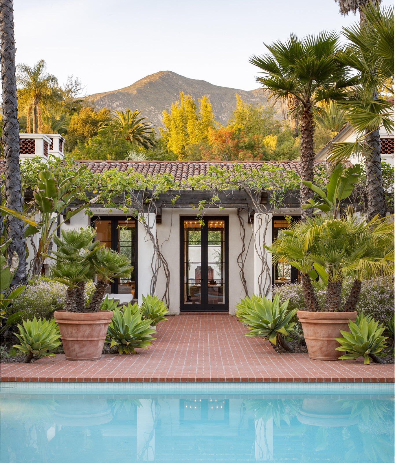 633 Parra Grande Lane