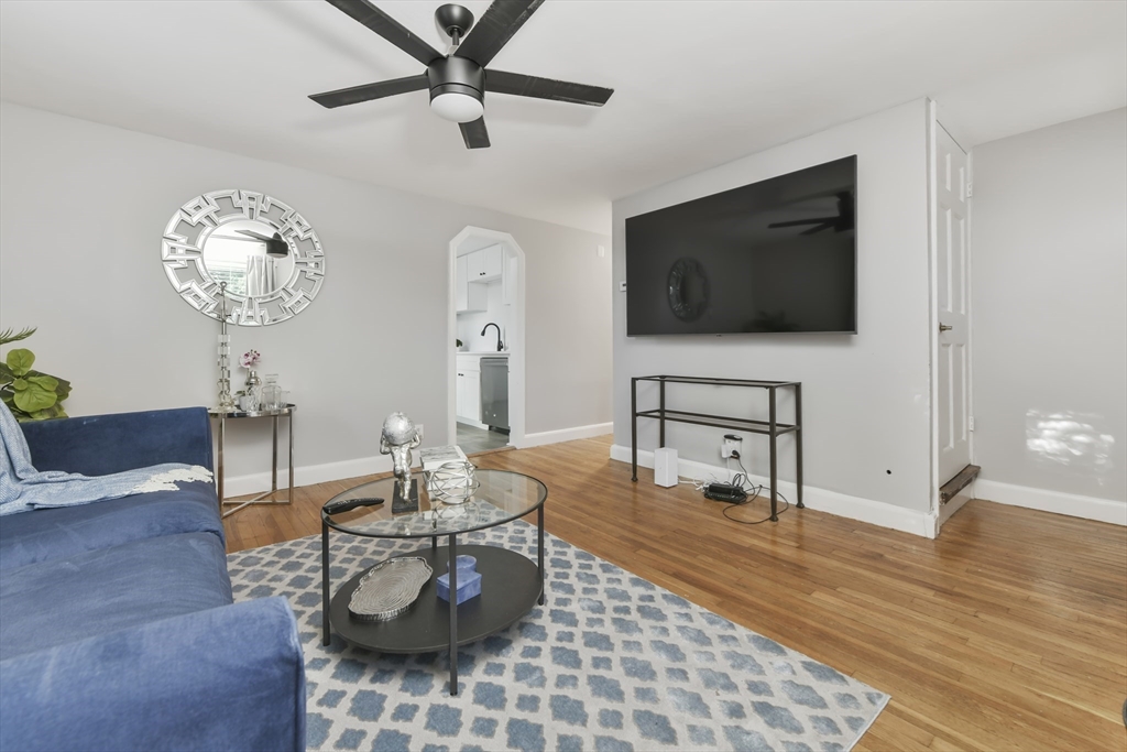 55 Farrar Ave