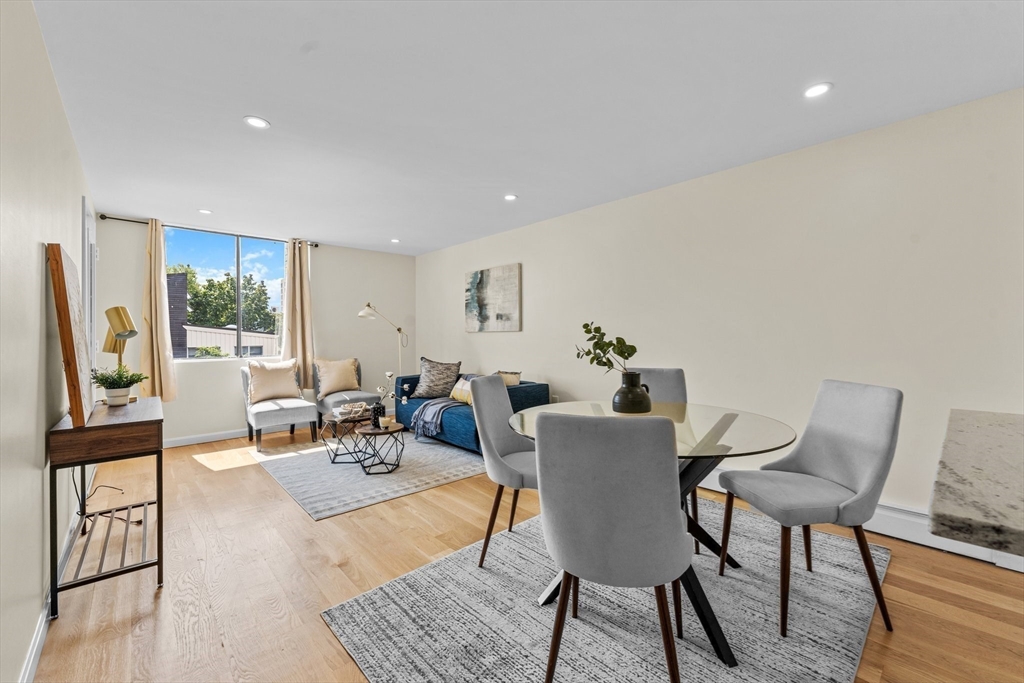 321 Harvard St # 307
