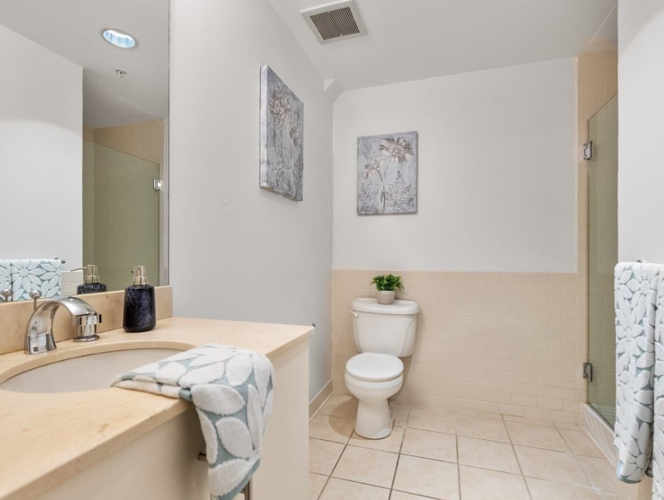 210 South St # 1 Unit: 5-1