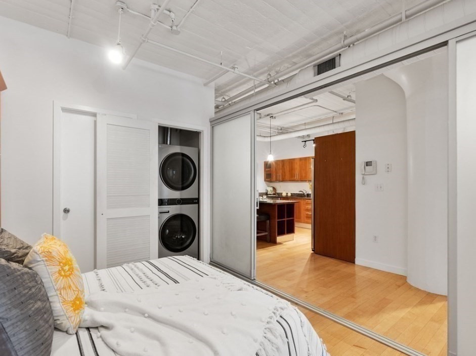 210 South St # 1 Unit: 5-1