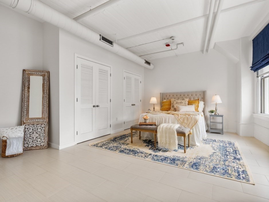 210 South St # 1 Unit: 5-1