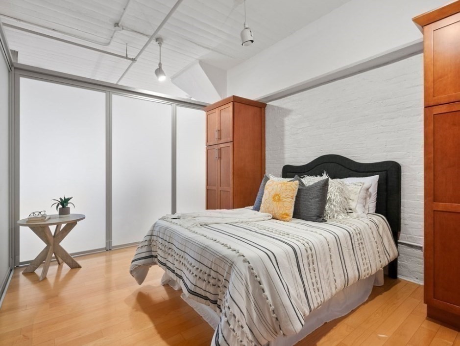210 South St # 1 Unit: 5-1