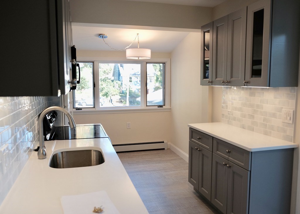 51 Warren St # 2