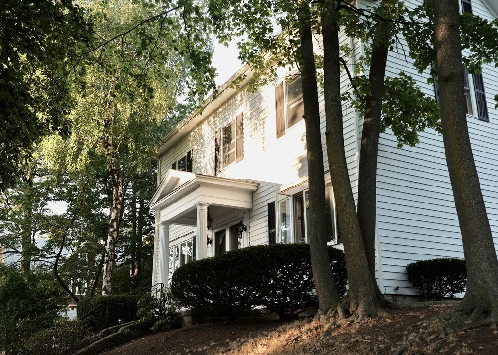 51 Warren St # 2