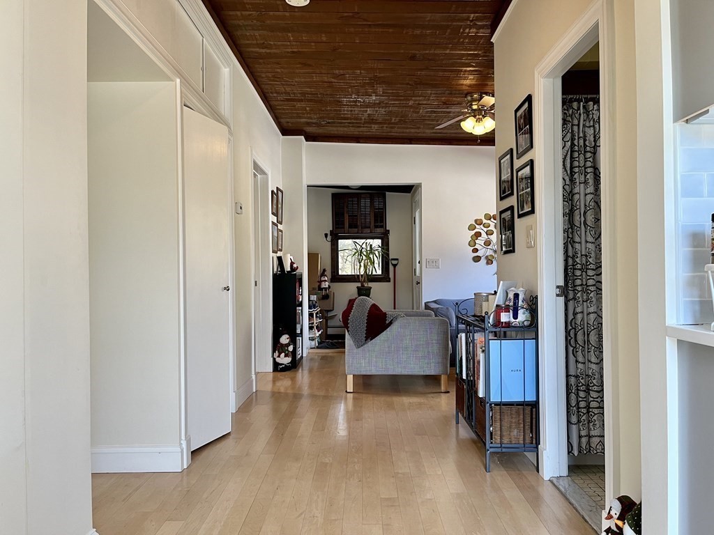 51 Warren St # 2