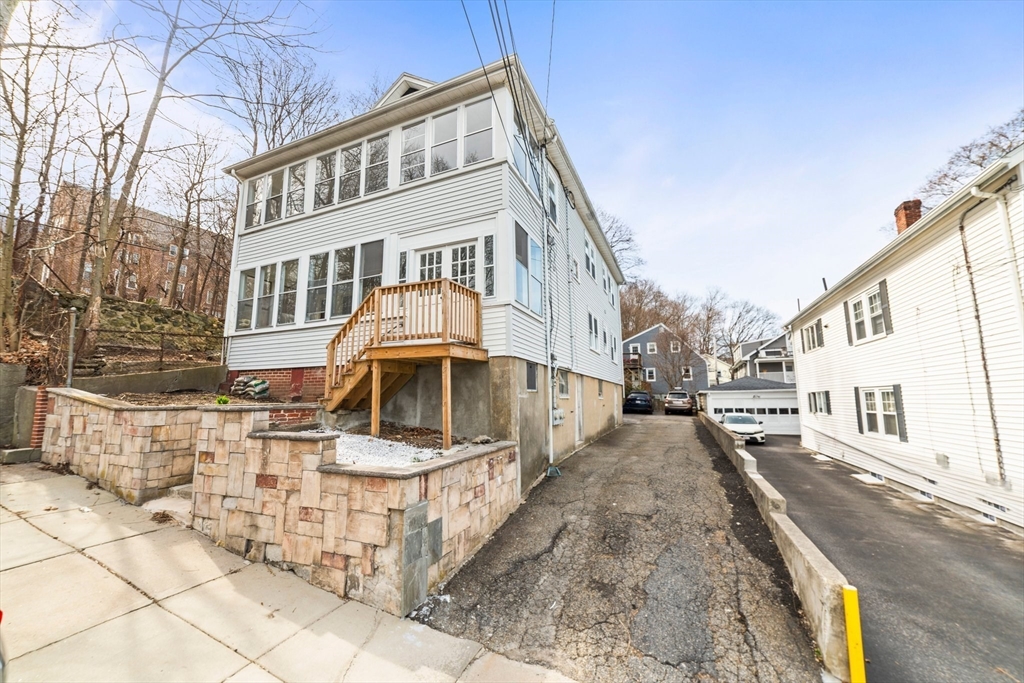 36-38 Dickinson Rd