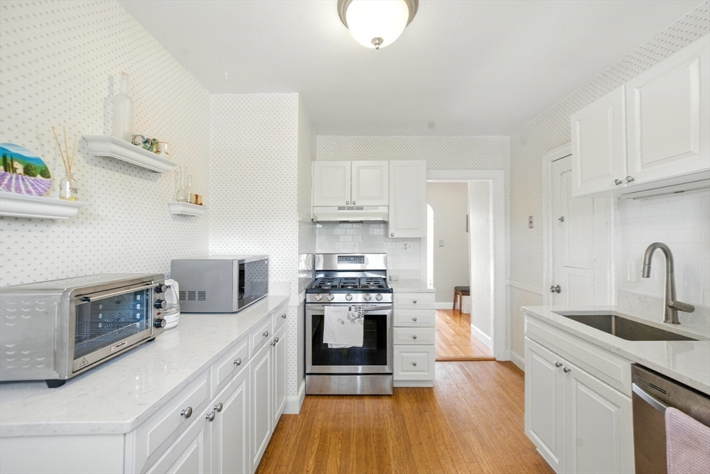 84 Strathmore Rd # 7