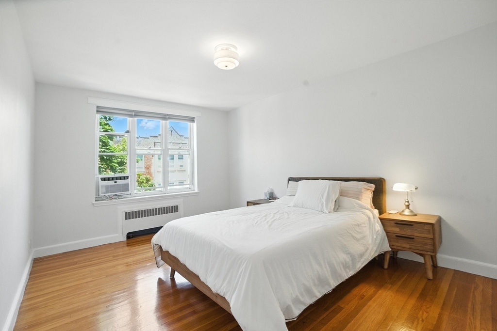84 Strathmore Rd # 7