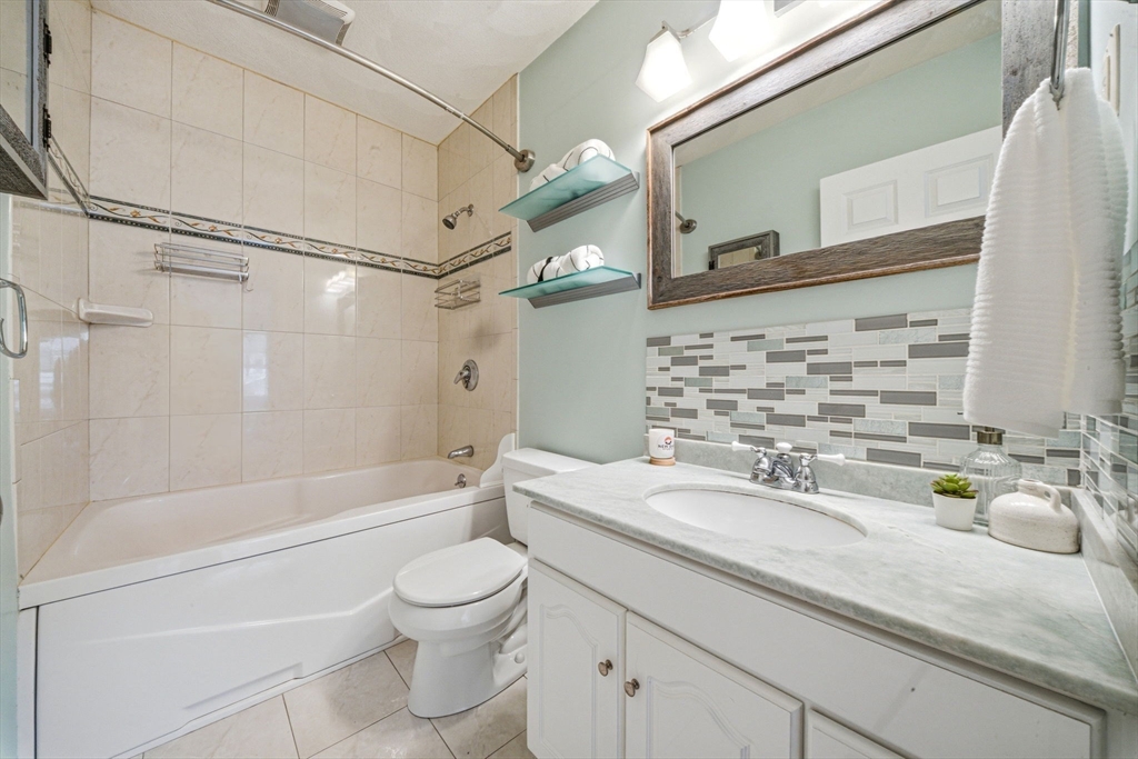 215 Harvard St # 13