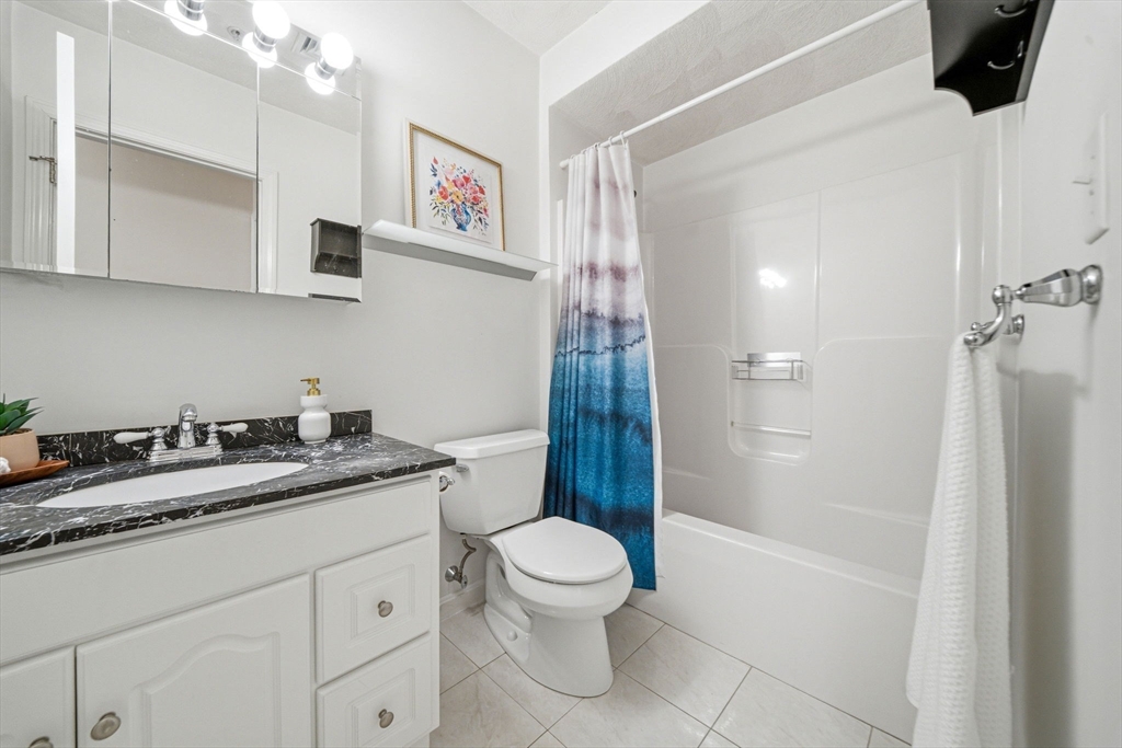 215 Harvard St # 13
