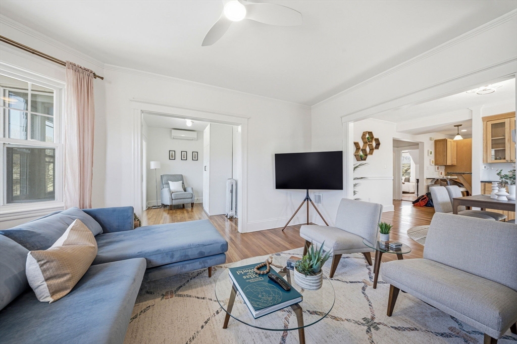 52 Greenleaf Ave # 52