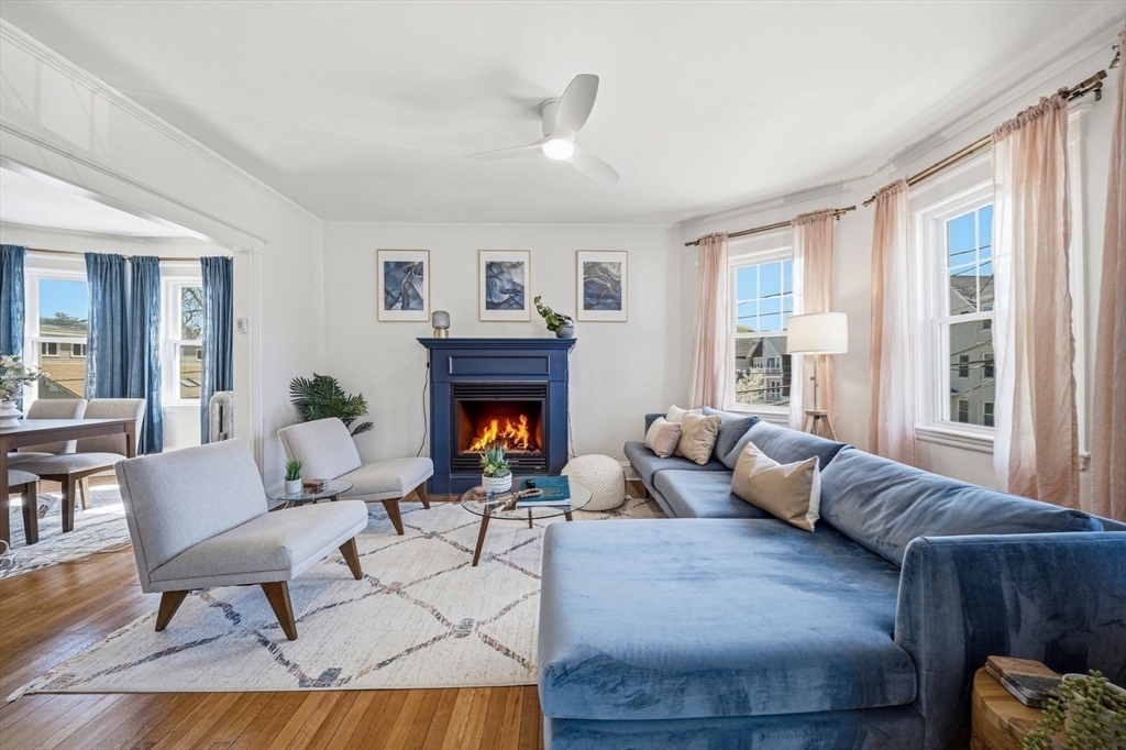52 Greenleaf Ave # 52