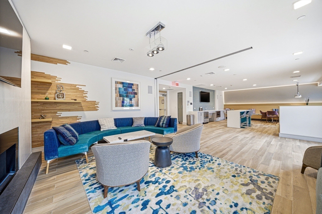 180 Telford St # 312