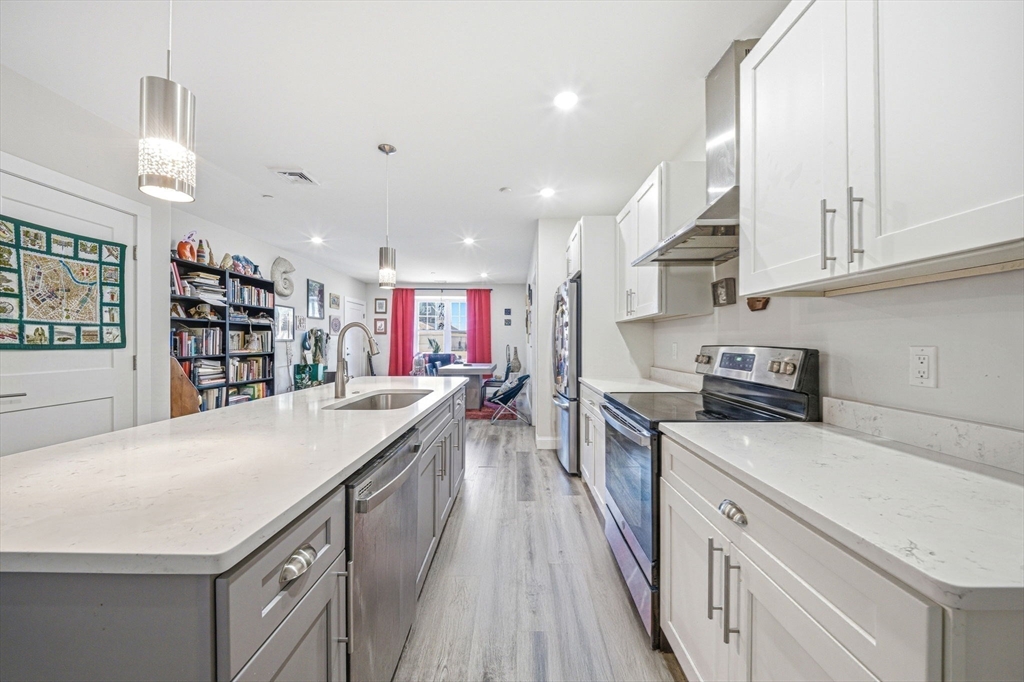 365 Newport Ave # 303