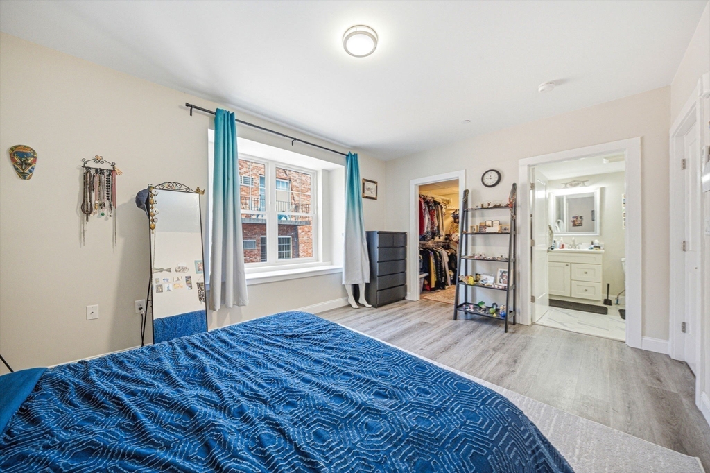 365 Newport Ave # 303