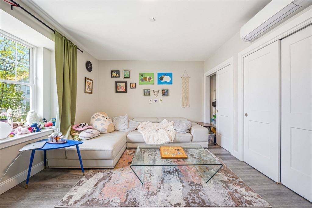 365 Newport Ave # 303