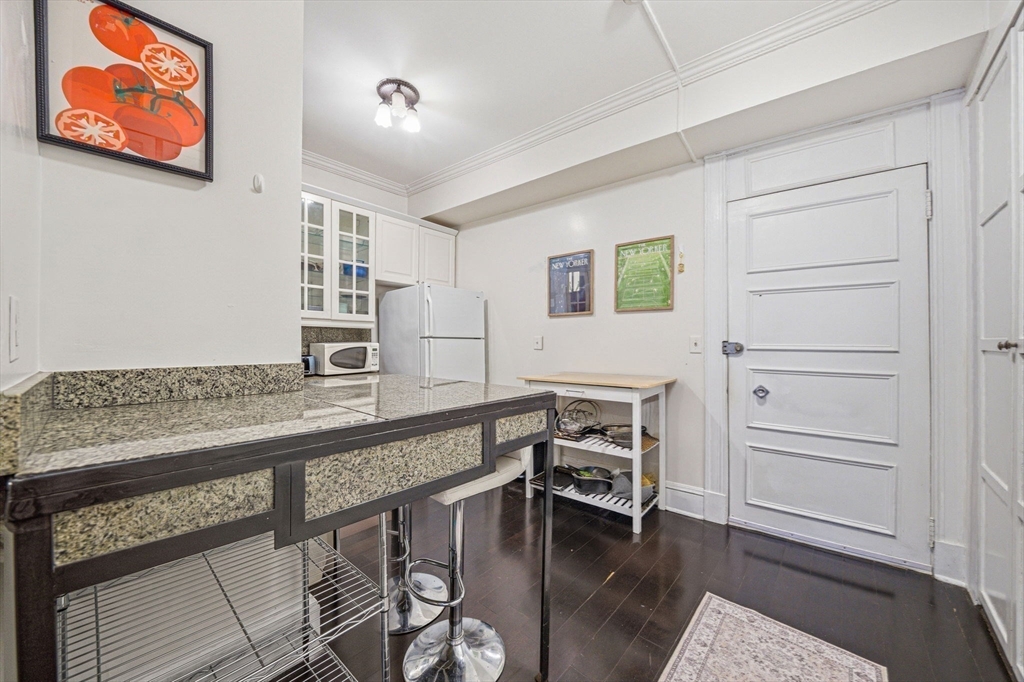 21 Beacon St # 4G