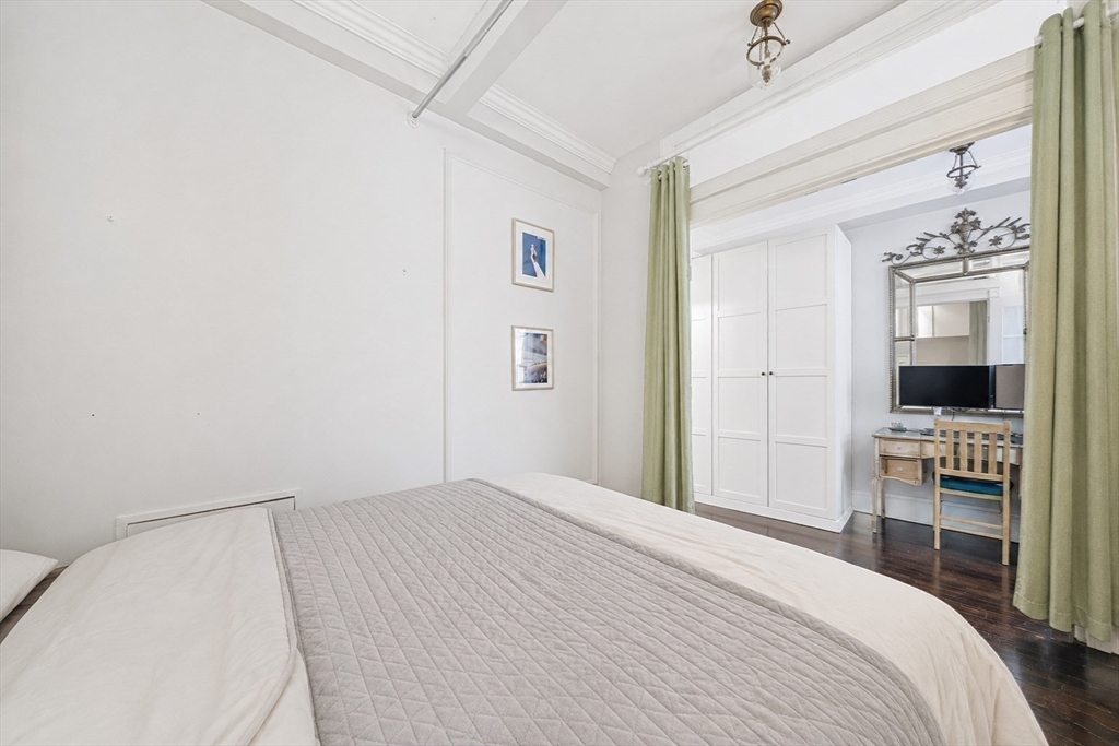 21 Beacon St # 4G