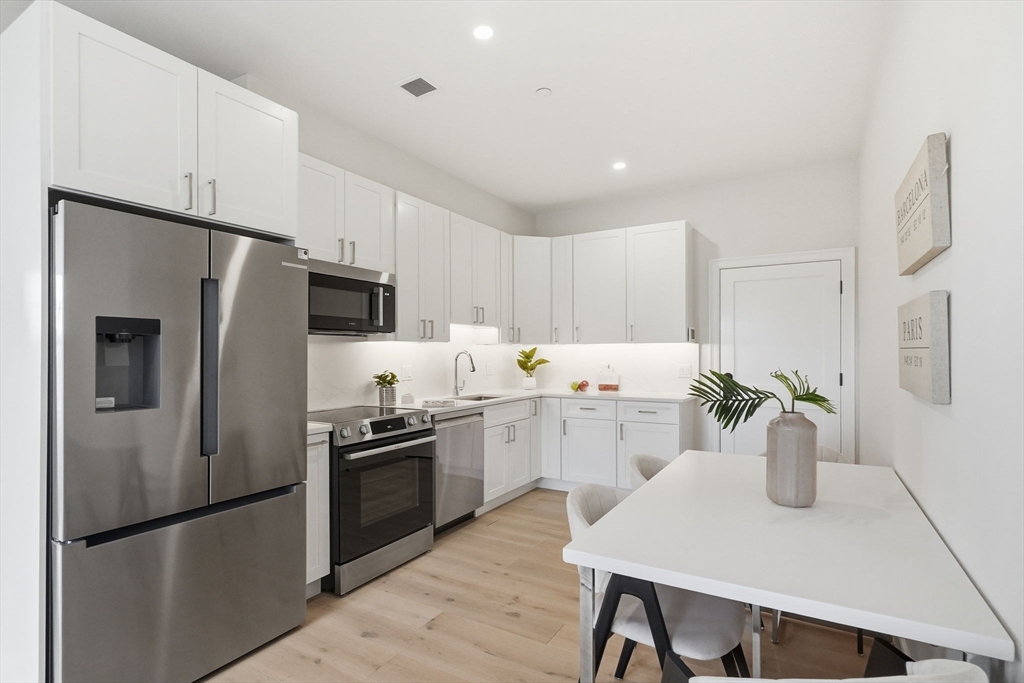 66 Tileston St # 9