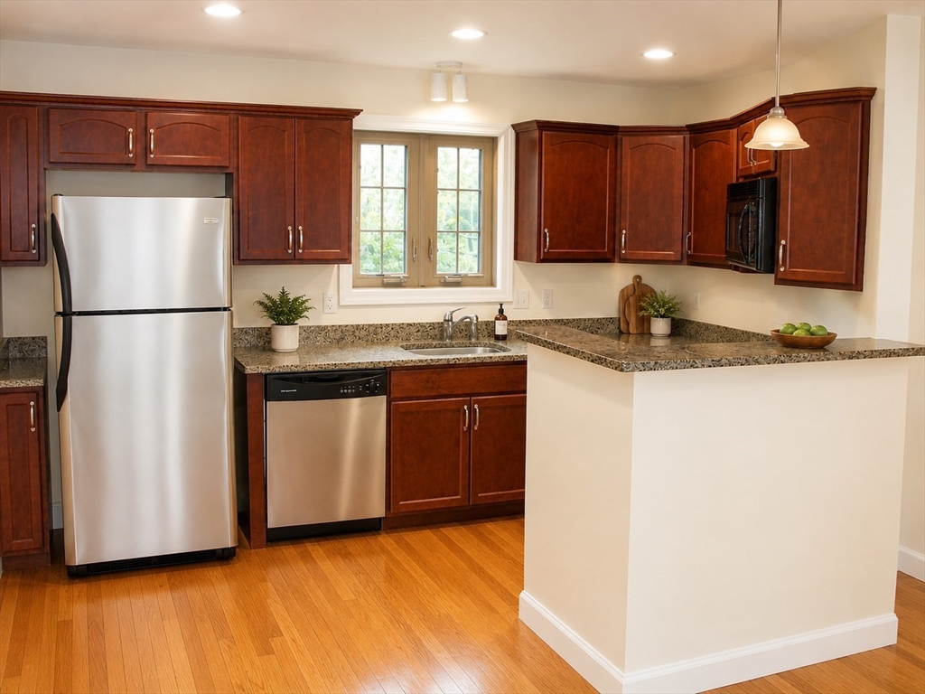 2779 Washington St Unit 6