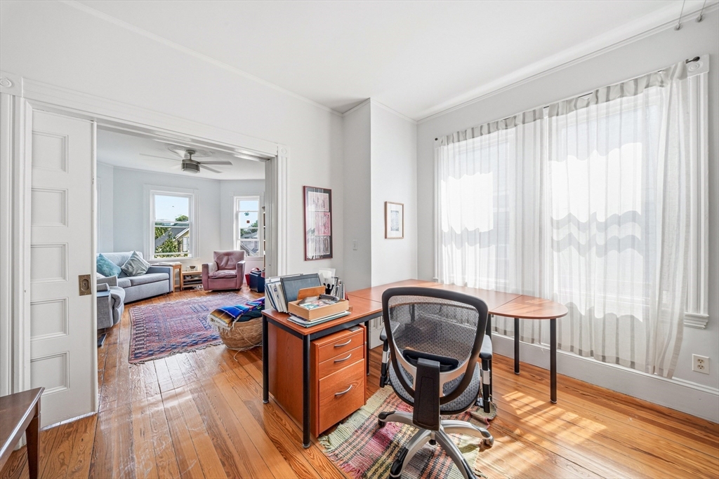 113 Antrim St # 3