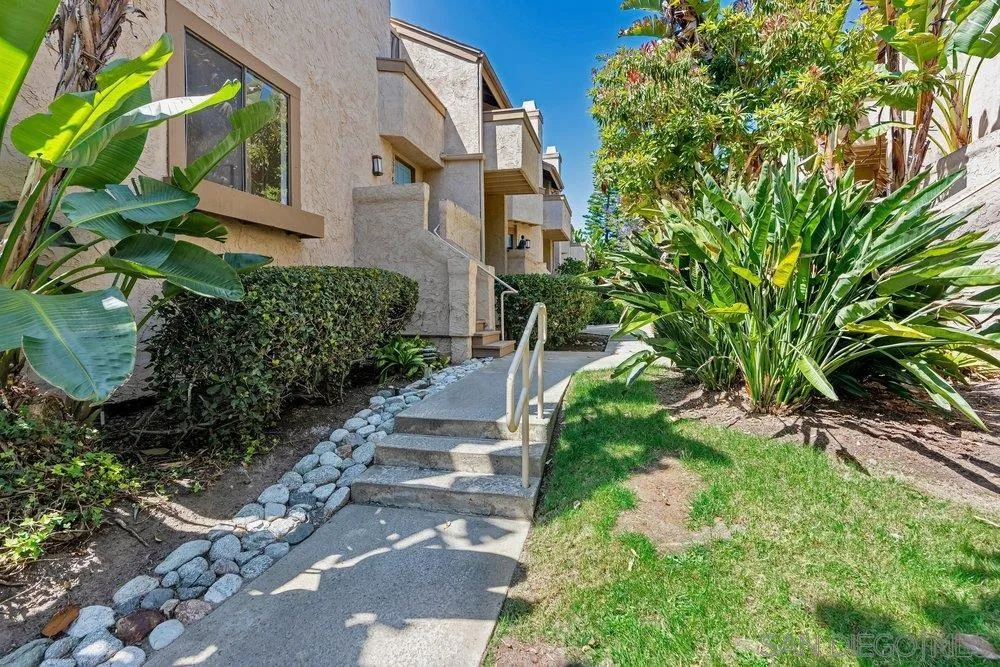 3290 Via Marin Unit 60