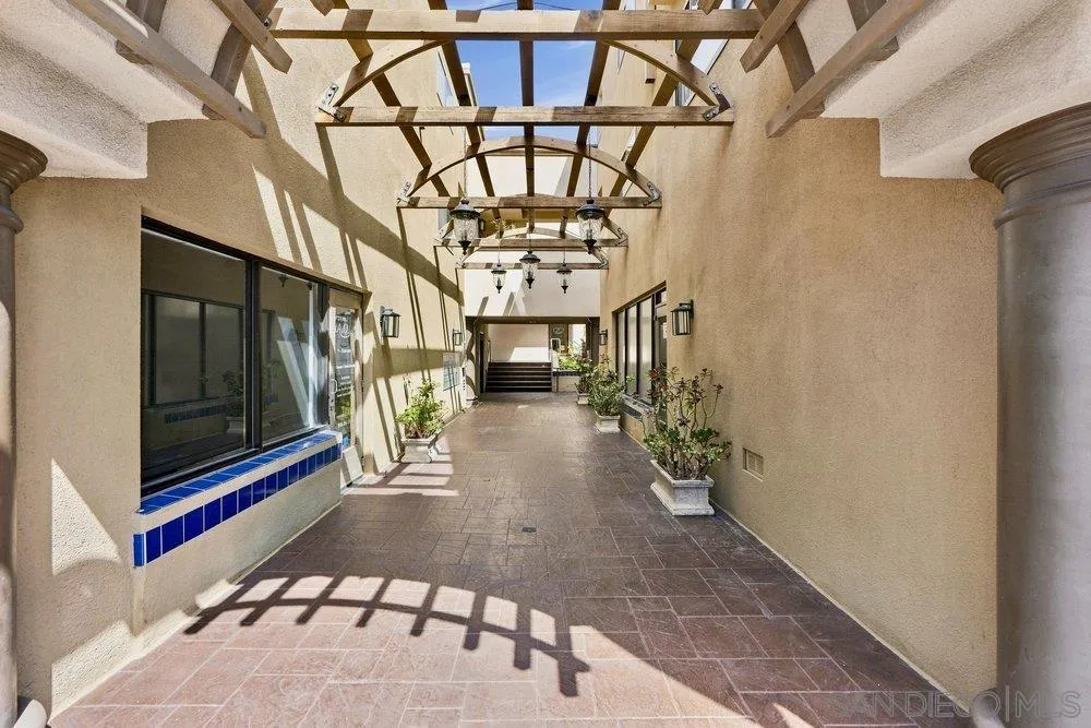 7509 Draper Unit 210