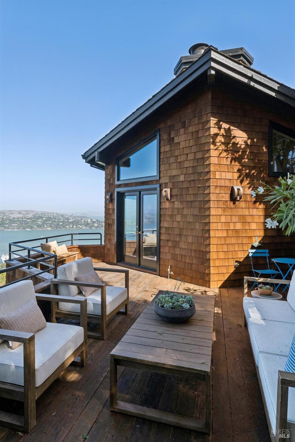 62 Cloud View Road