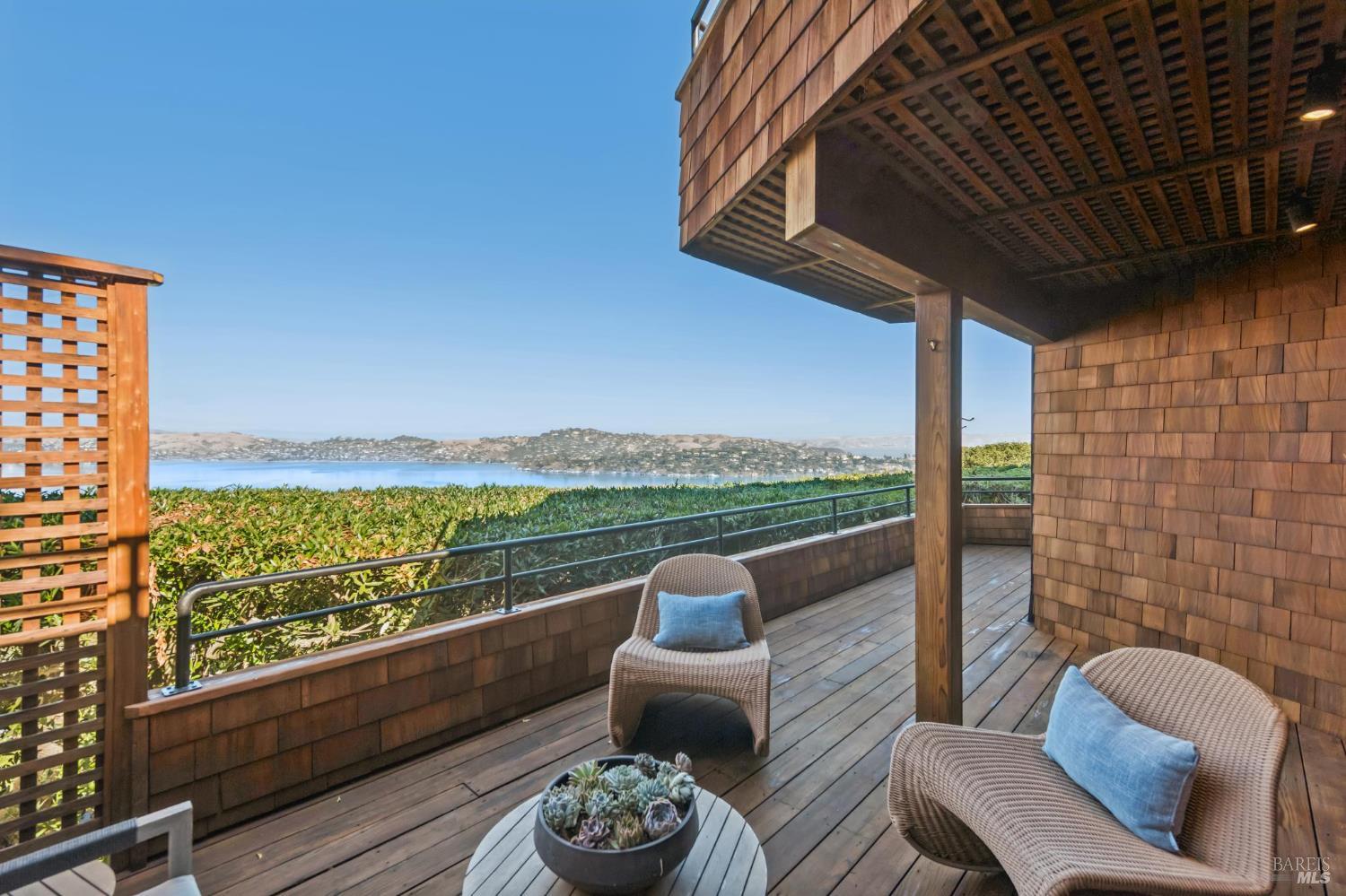 62 Cloud View Road
