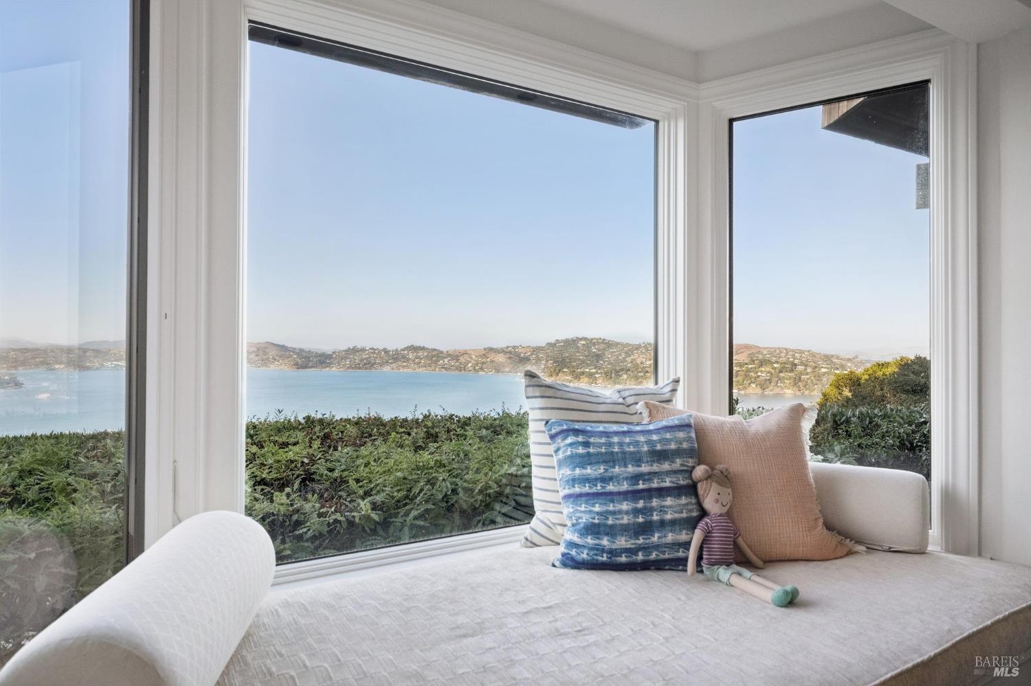 62 Cloud View Road