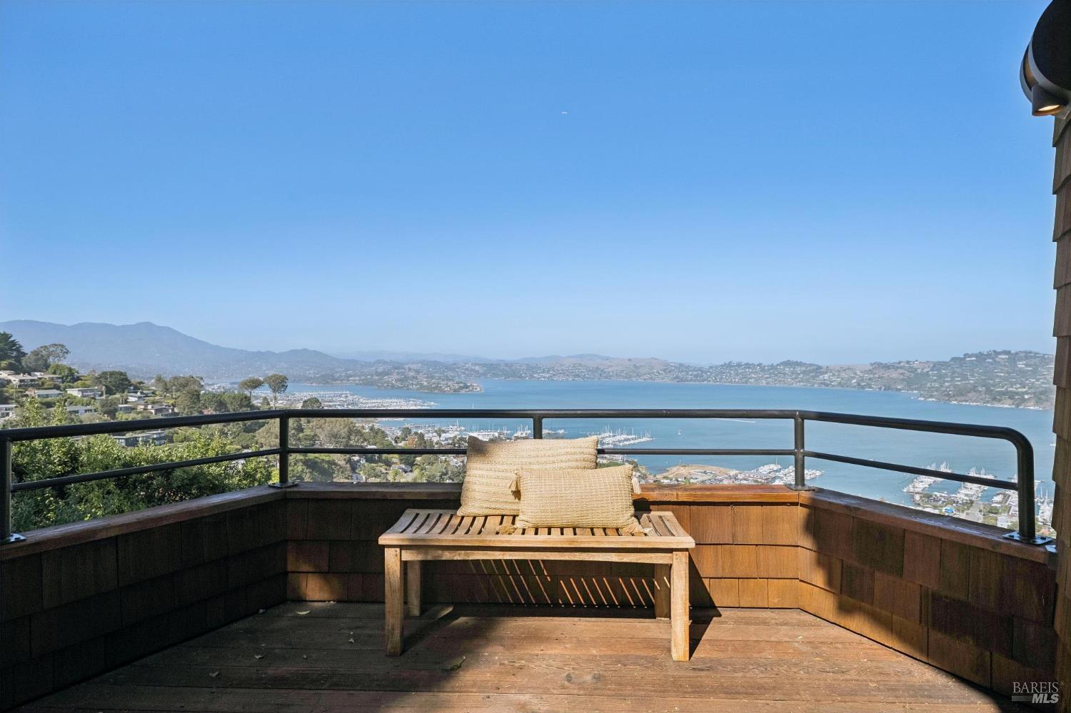 62 Cloud View Road