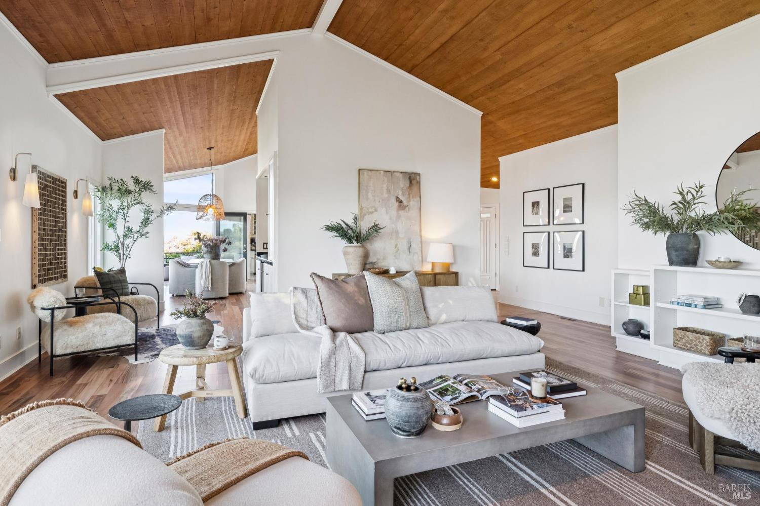 62 Cloud View Road