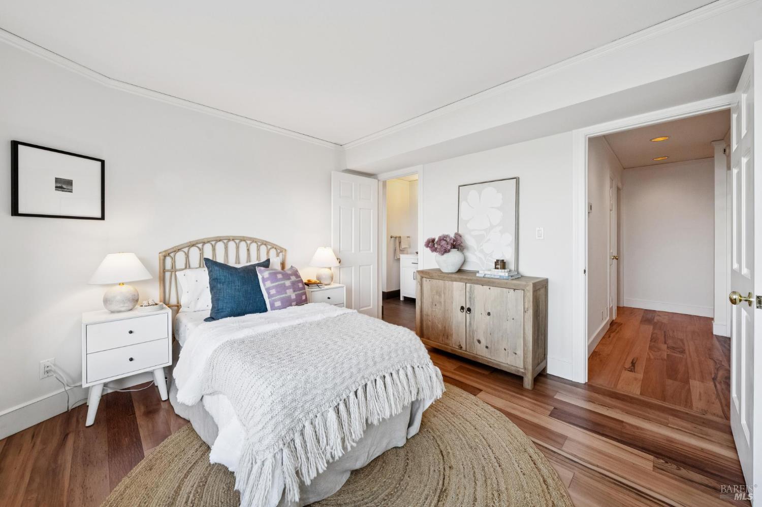 62 Cloud View Road
