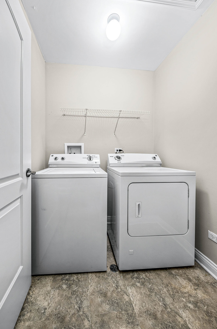 90 Strawflower Court