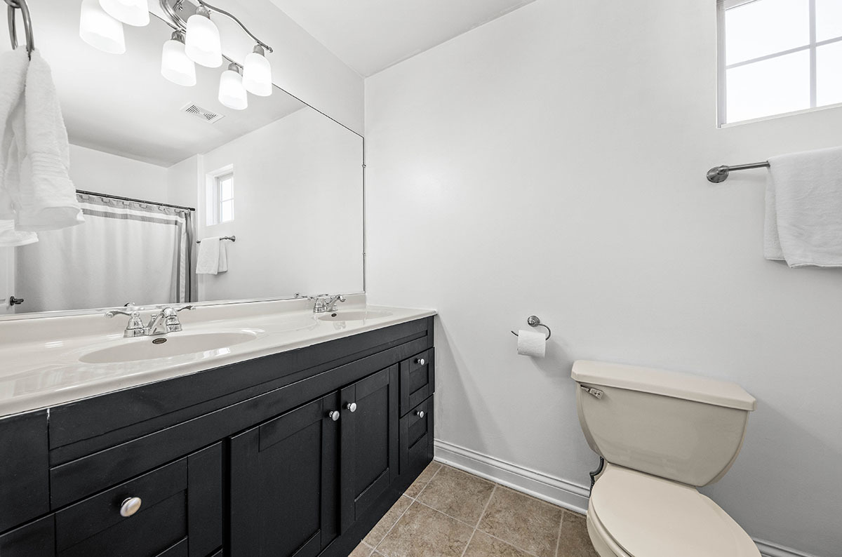 90 Strawflower Court