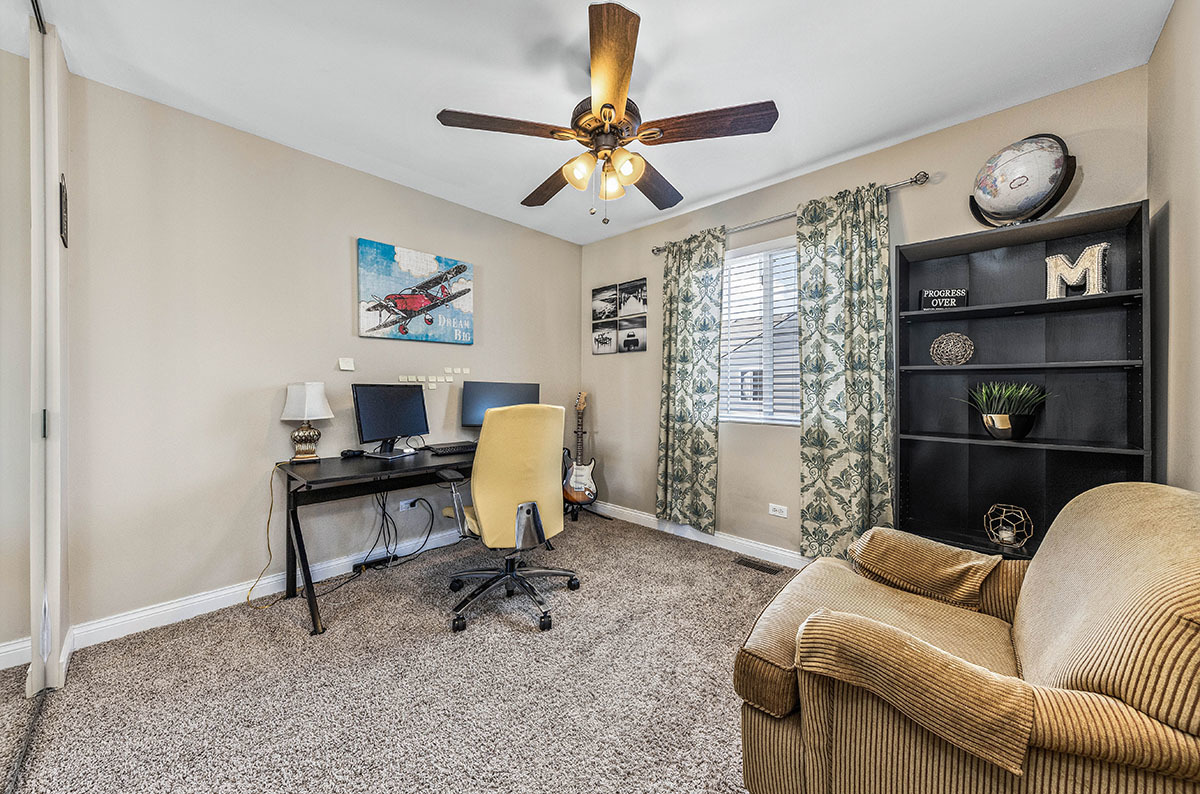 90 Strawflower Court