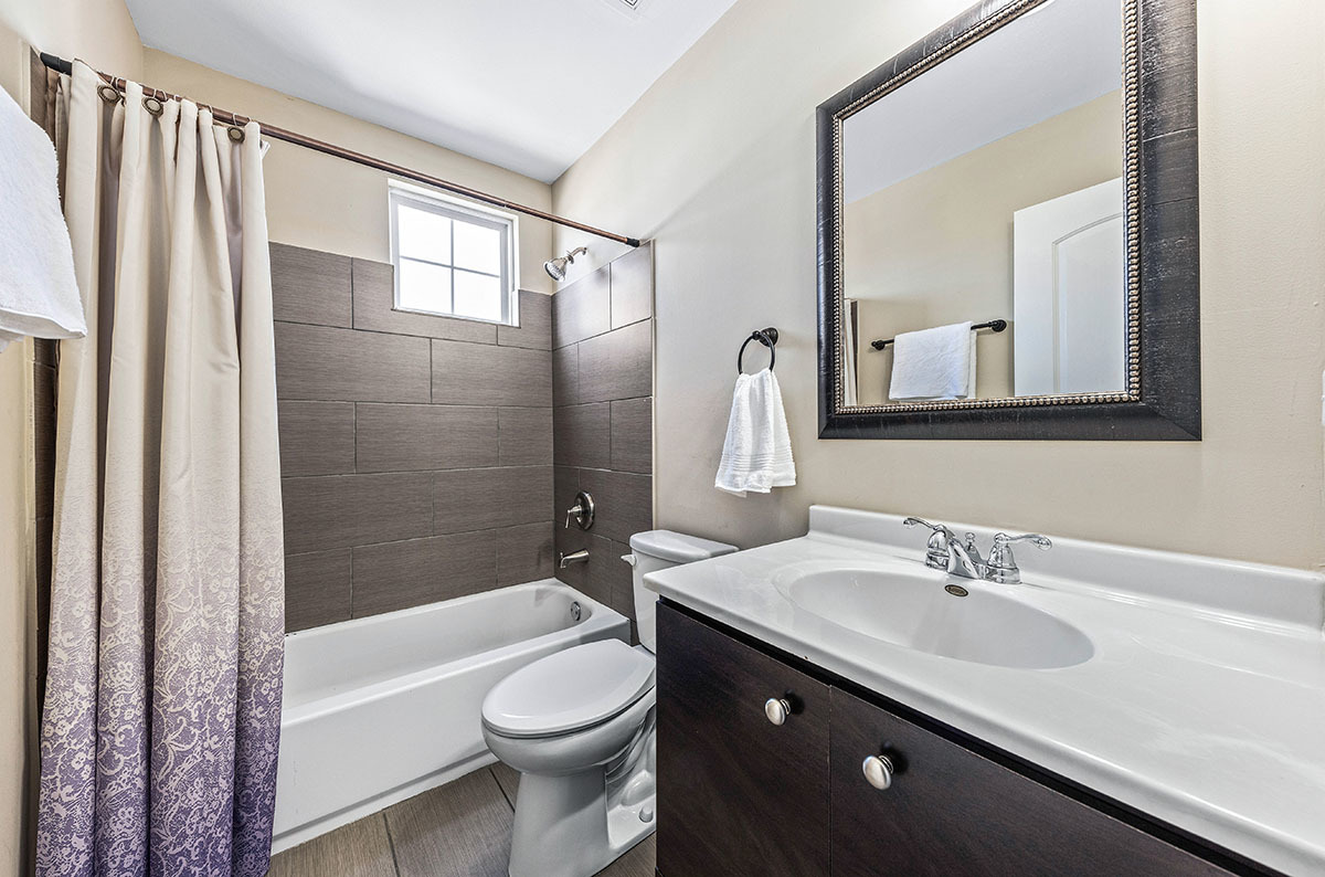 90 Strawflower Court